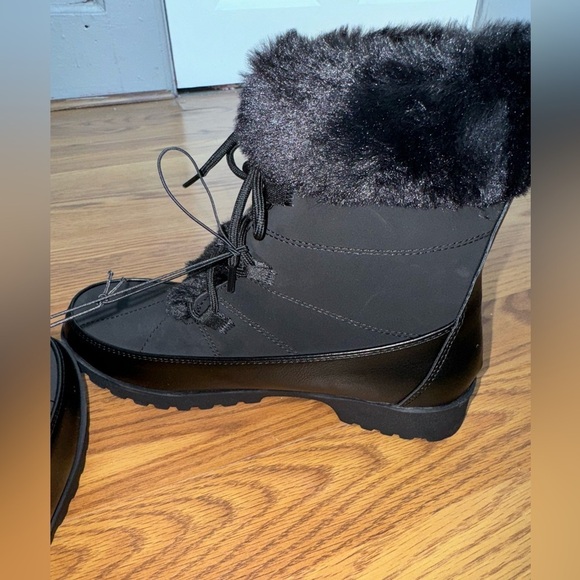 JBU Colorado black faux fur, water resistant, memory foam boots woman size 9 - Picture 11 of 13